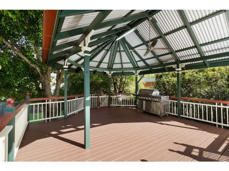 6 Lockwood Street, Sherwood QLD 4075