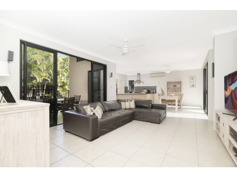 39 Pender Street, The Gap QLD 4061