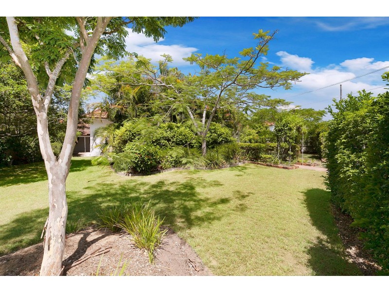 266 Oxley Road, Graceville QLD 4075