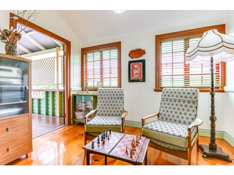 29 Evadne Street, Graceville QLD 4075