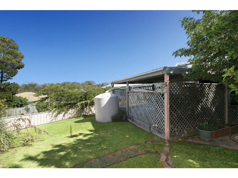 17 Hoskins Street, Sandgate QLD 4017