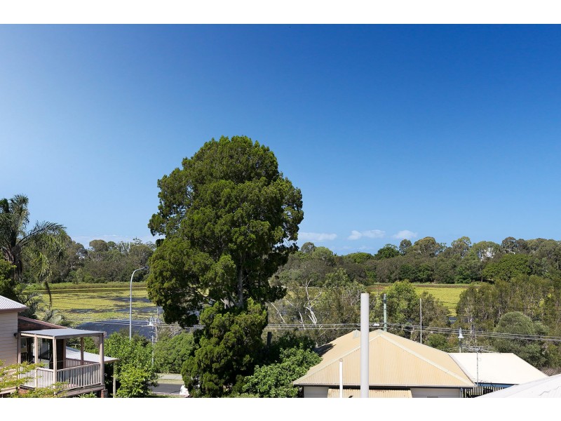 17 Hoskins Street, Sandgate QLD 4017