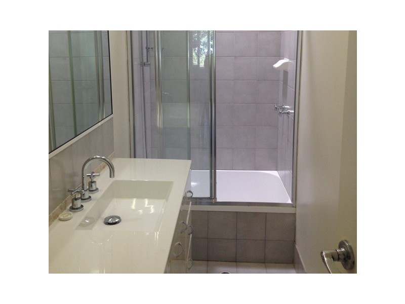 29 Haldane Street, Graceville QLD 4075