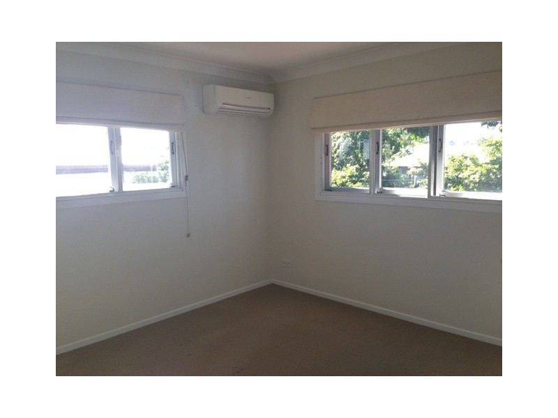 29 Haldane Street, Graceville QLD 4075