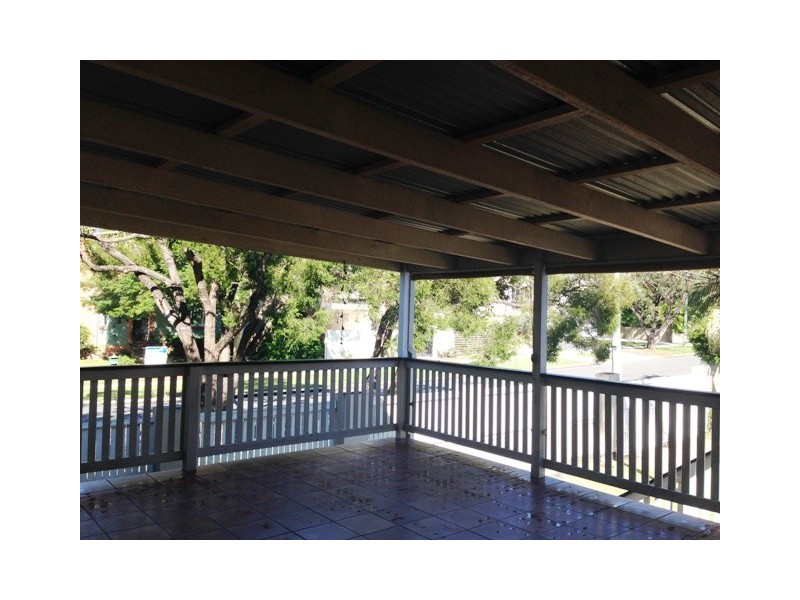 29 Haldane Street, Graceville QLD 4075