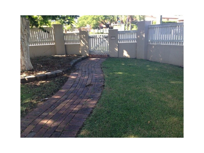 29 Haldane Street, Graceville QLD 4075