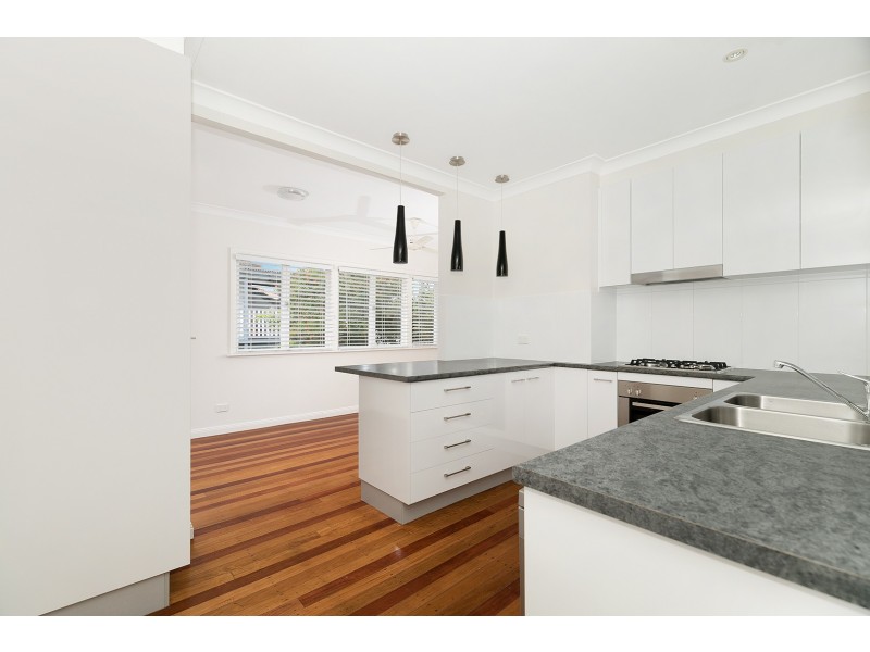 308 Long Street East, Graceville QLD 4075