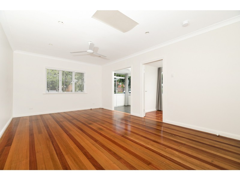 308 Long Street East, Graceville QLD 4075