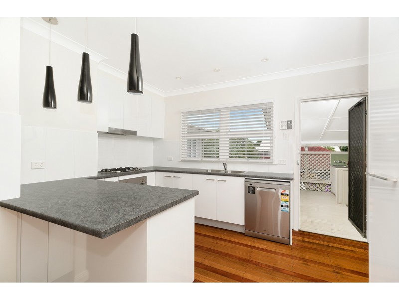 308 Long Street East, Graceville QLD 4075