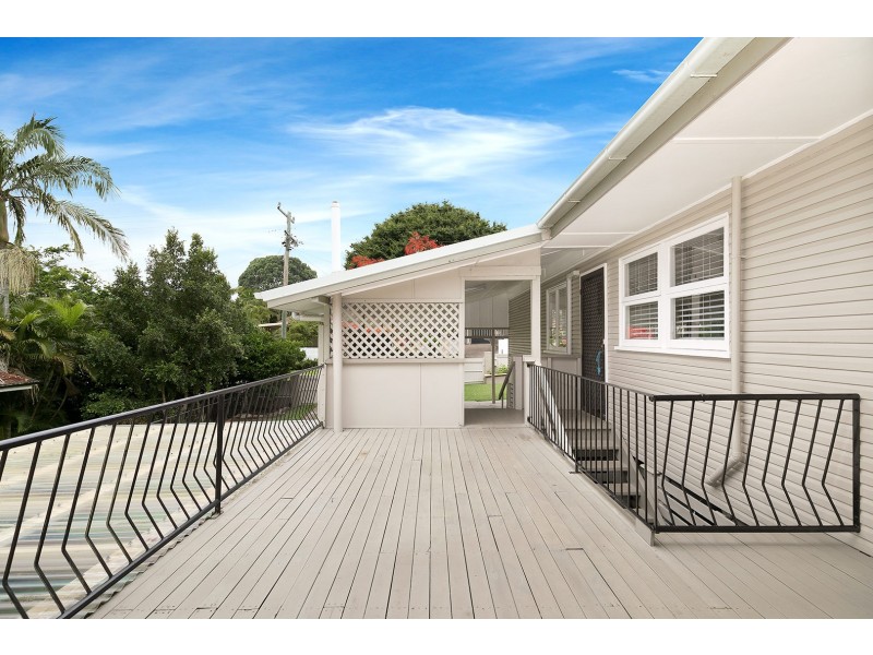 308 Long Street East, Graceville QLD 4075