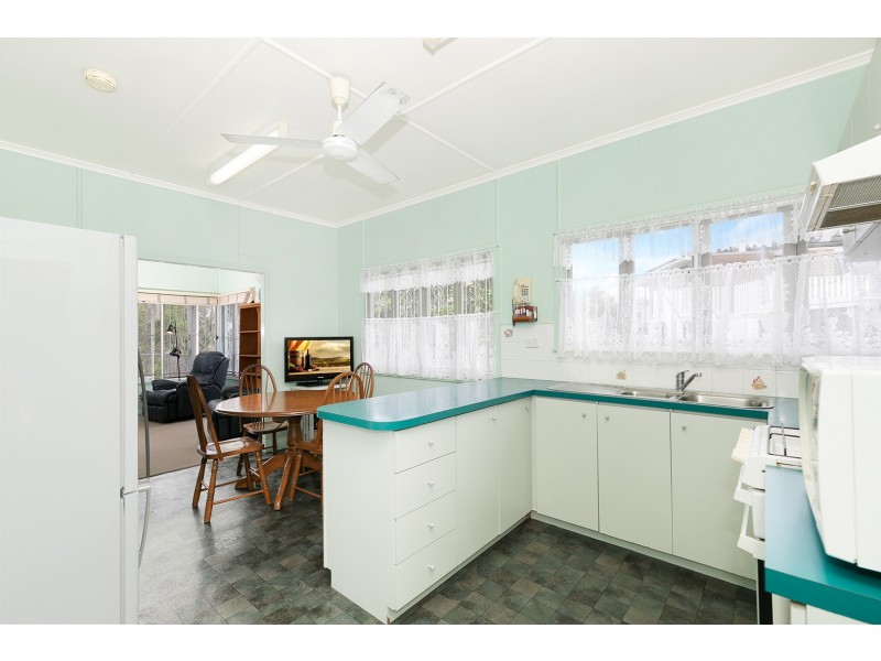 10 Lassie Street, Oxley QLD 4075