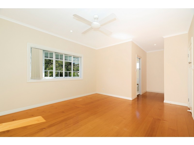 39 Addison Road, Graceville QLD 4075