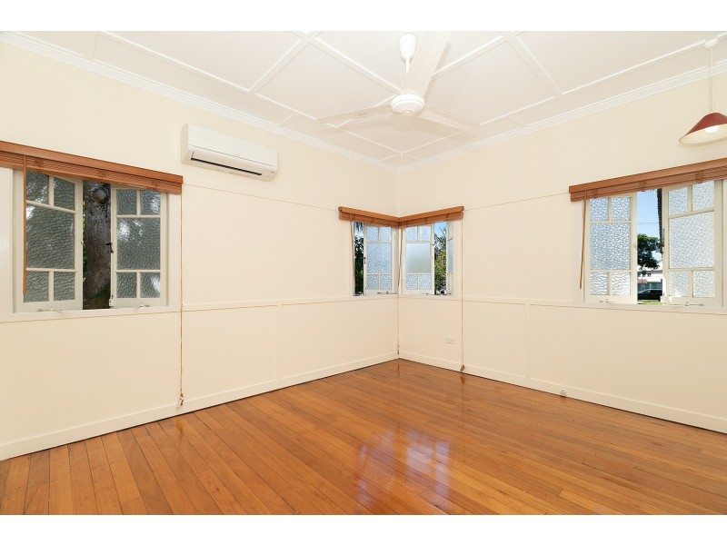 39 Addison Road, Graceville QLD 4075