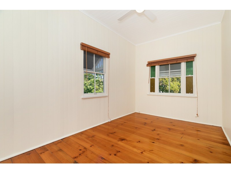 39 Addison Road, Graceville QLD 4075