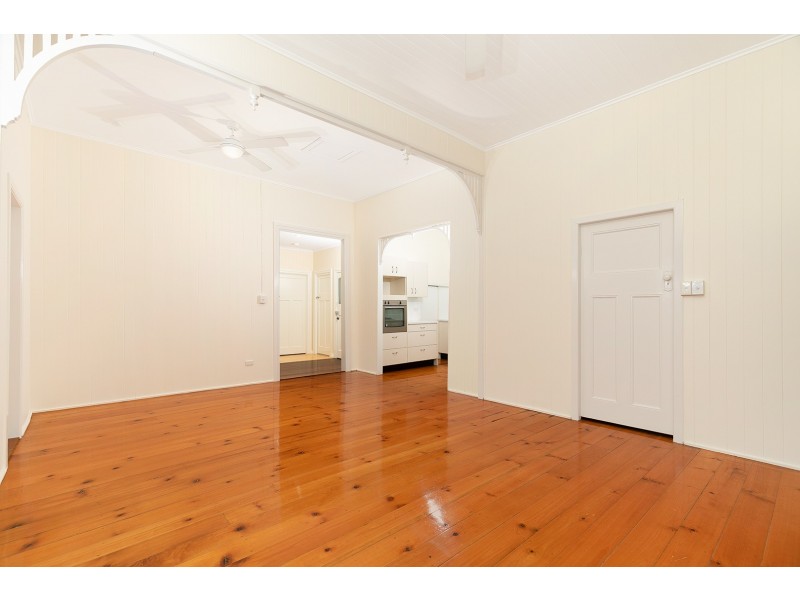 39 Addison Road, Graceville QLD 4075