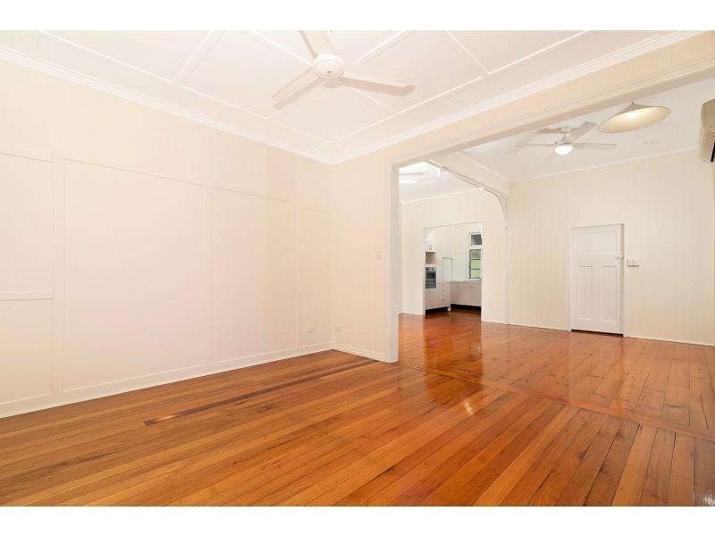 39 Addison Road, Graceville QLD 4075