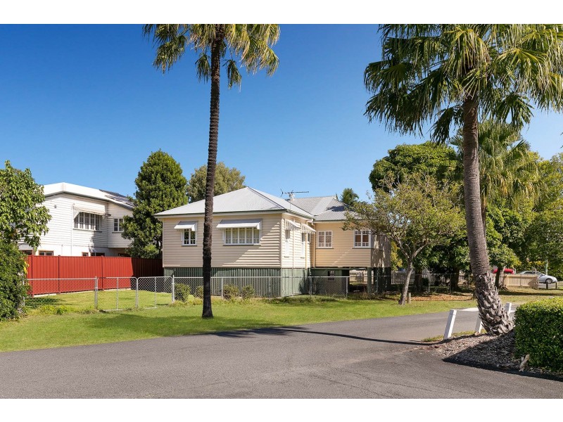 39 Addison Road, Graceville QLD 4075