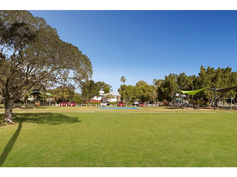 39 Addison Road, Graceville QLD 4075