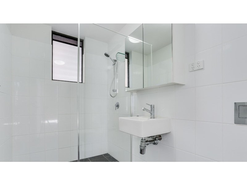 202/9 Allardyce Street, Graceville QLD 4075