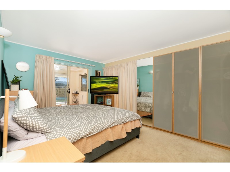 5 Oakington Street, Fig Tree Pocket QLD 4069