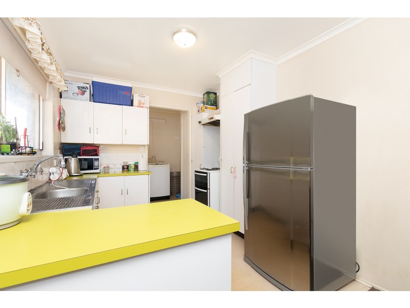 100 Bernarra Street, The Gap QLD 4061