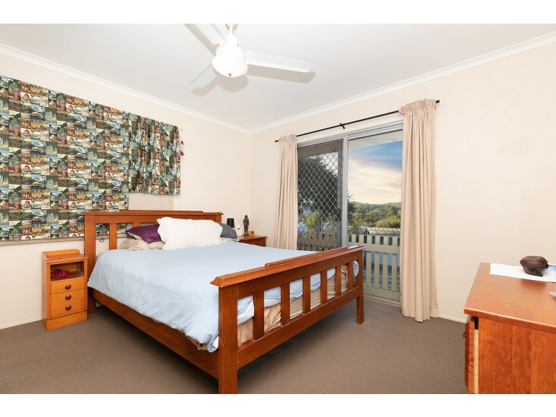 100 Bernarra Street, The Gap QLD 4061