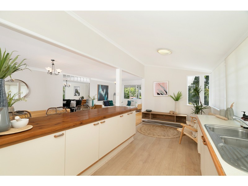 111 Martindale Street, Corinda QLD 4075