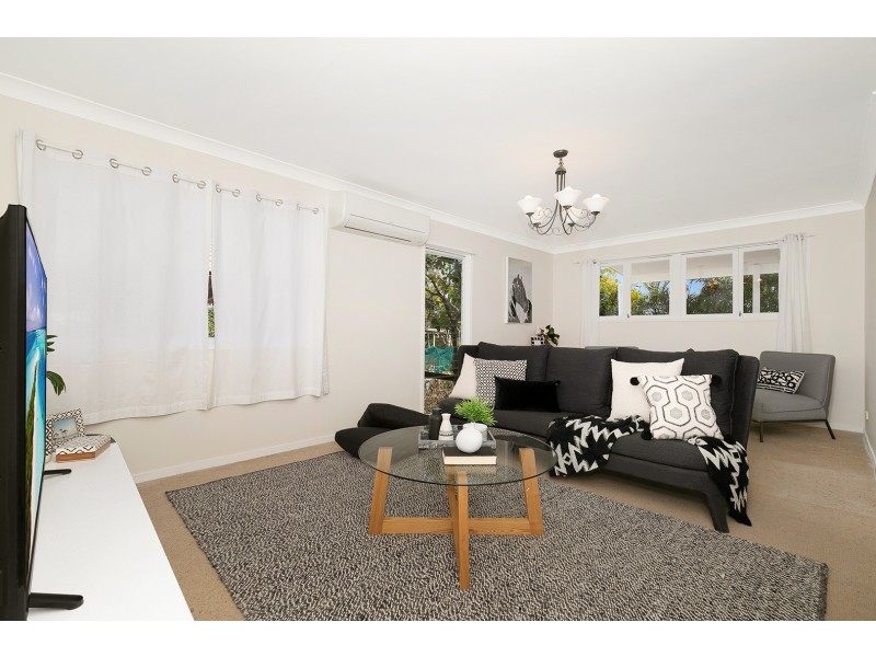 111 Martindale Street, Corinda QLD 4075