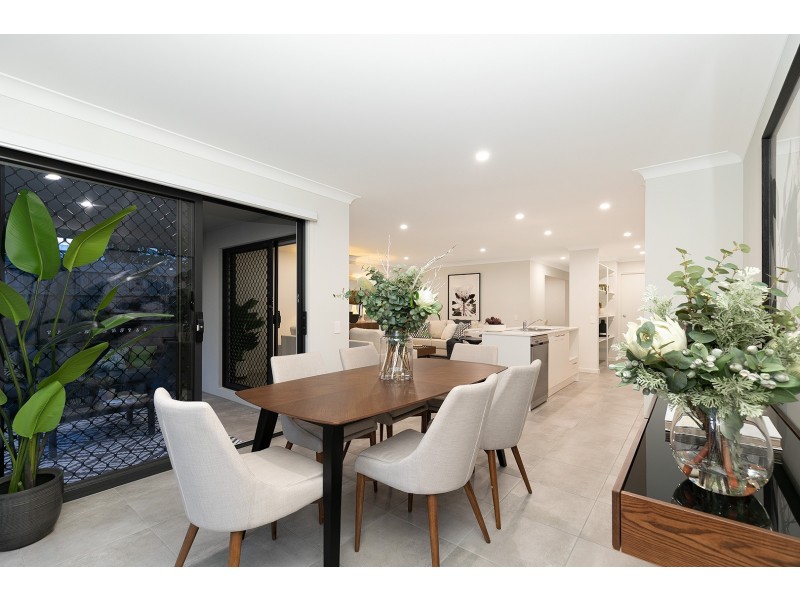 52 William Terrace, Oxley QLD 4075