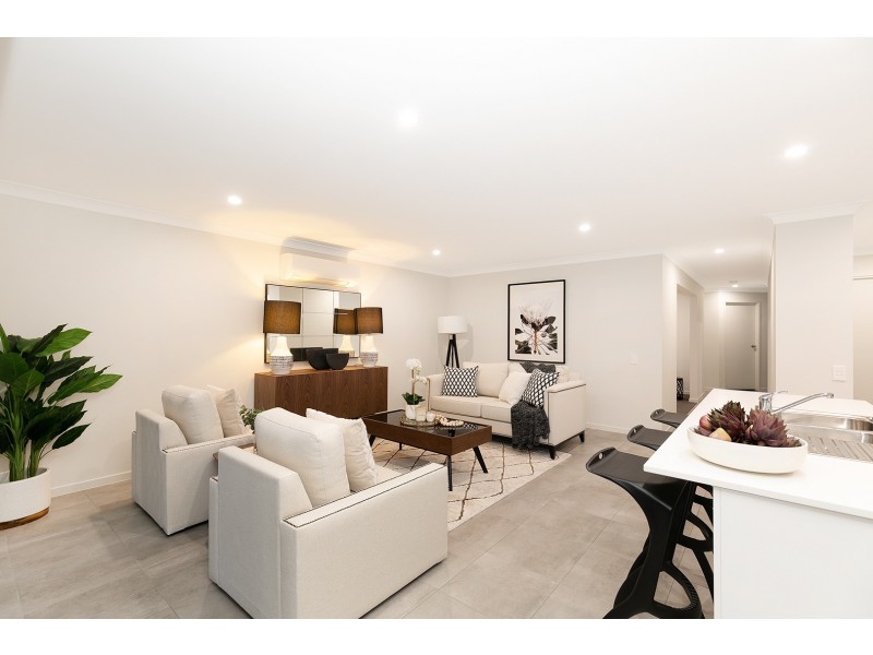 52 William Terrace, Oxley QLD 4075