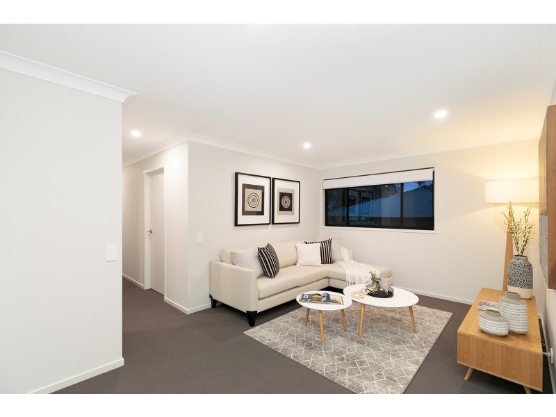 52 William Terrace, Oxley QLD 4075