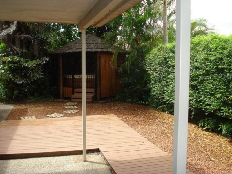 6 Prestwick Street, Oxley QLD 4075