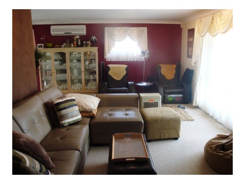 6 Prestwick Street, Oxley QLD 4075