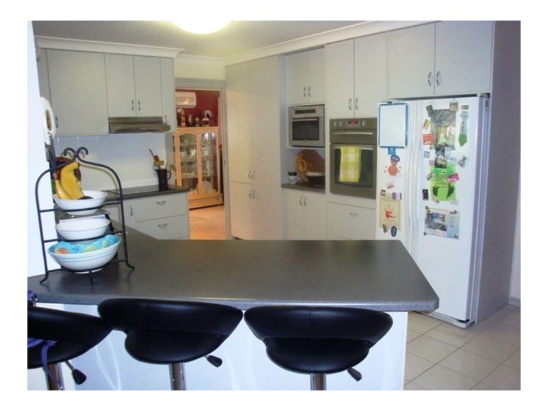 6 Prestwick Street, Oxley QLD 4075