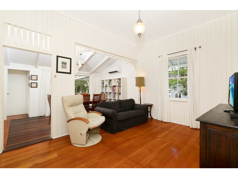 116 Ardoyne Road, Oxley QLD 4075