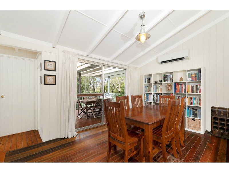 116 Ardoyne Road, Oxley QLD 4075