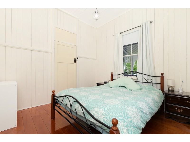 116 Ardoyne Road, Oxley QLD 4075