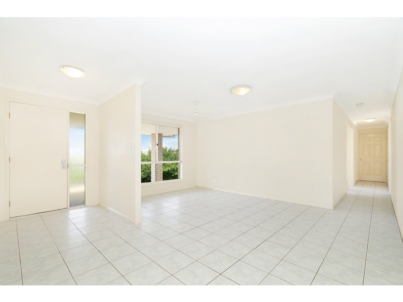 16 Chapman Place, Oxley QLD 4075