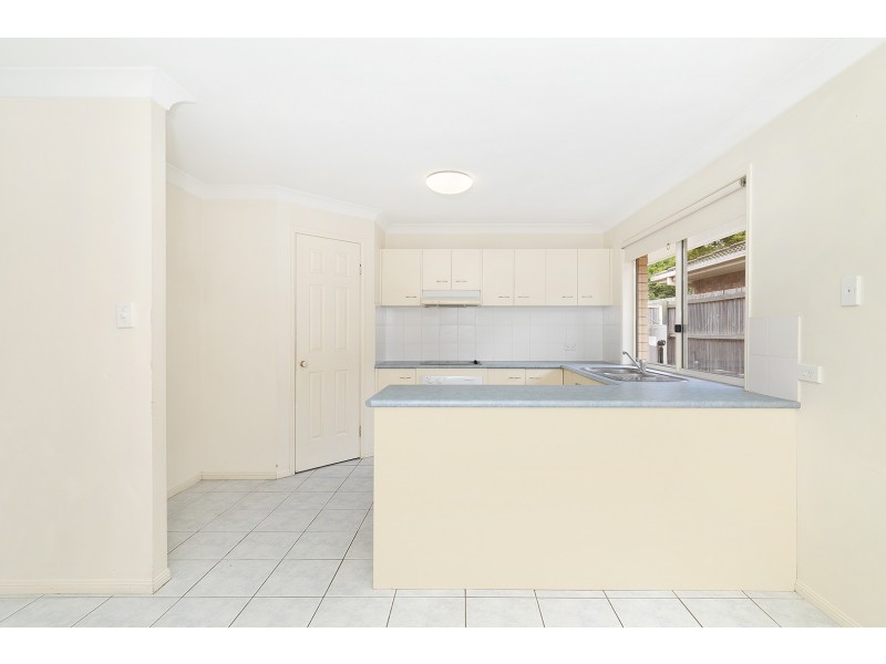 16 Chapman Place, Oxley QLD 4075