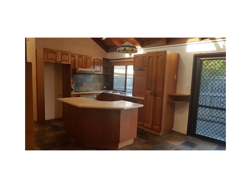 24 Lugano Street, Riverhills QLD 4074