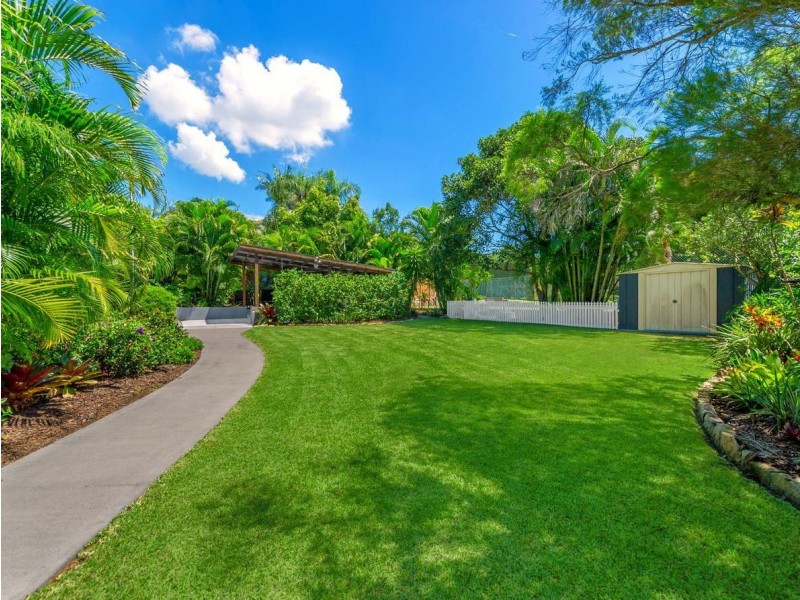 18 Thalia Court, Corinda QLD 4075