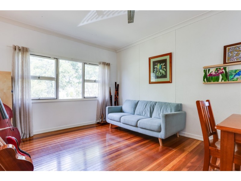 4 Austral Avenue, Graceville QLD 4075