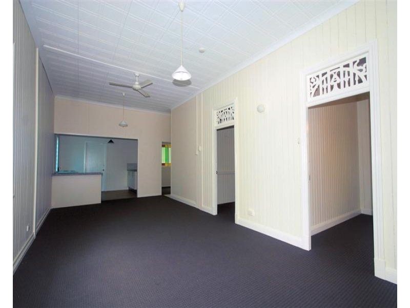 9 Shaw Street, Bardon QLD 4065