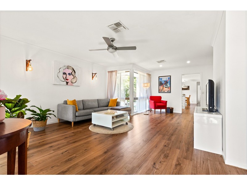 180 Englefield Road, Oxley QLD 4075