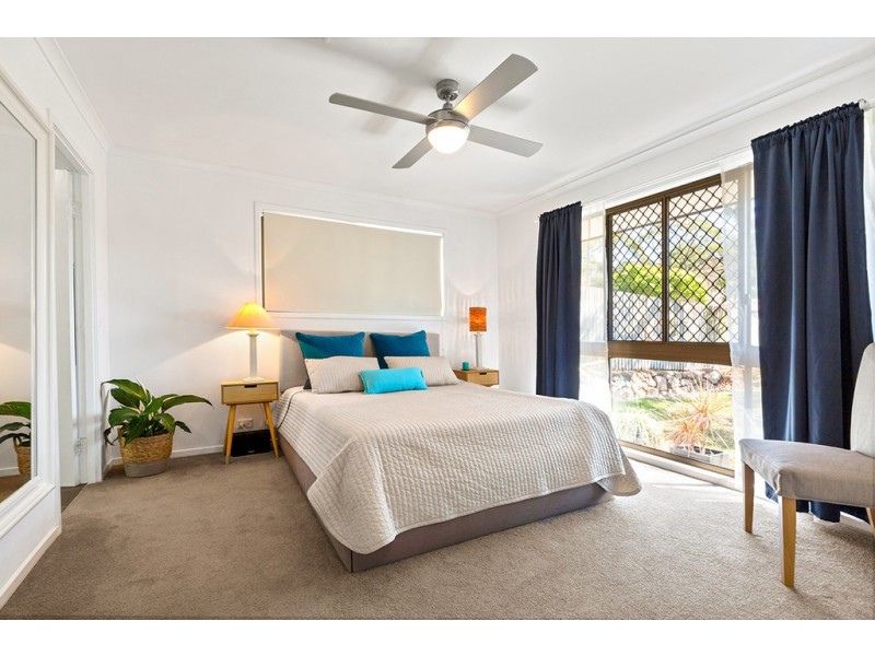 180 Englefield Road, Oxley QLD 4075