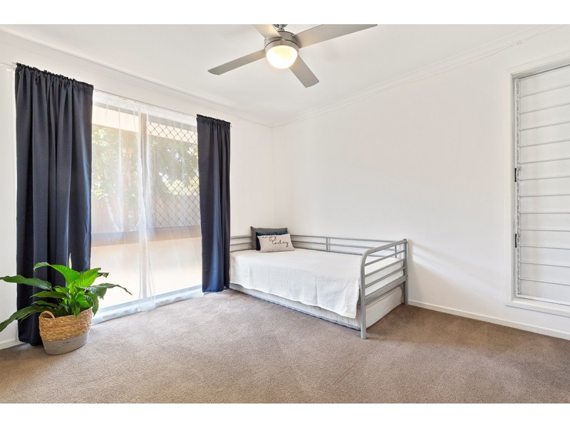 180 Englefield Road, Oxley QLD 4075