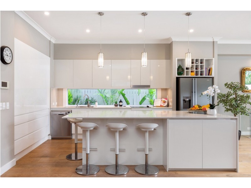 82 Park Terrace, Sherwood QLD 4075