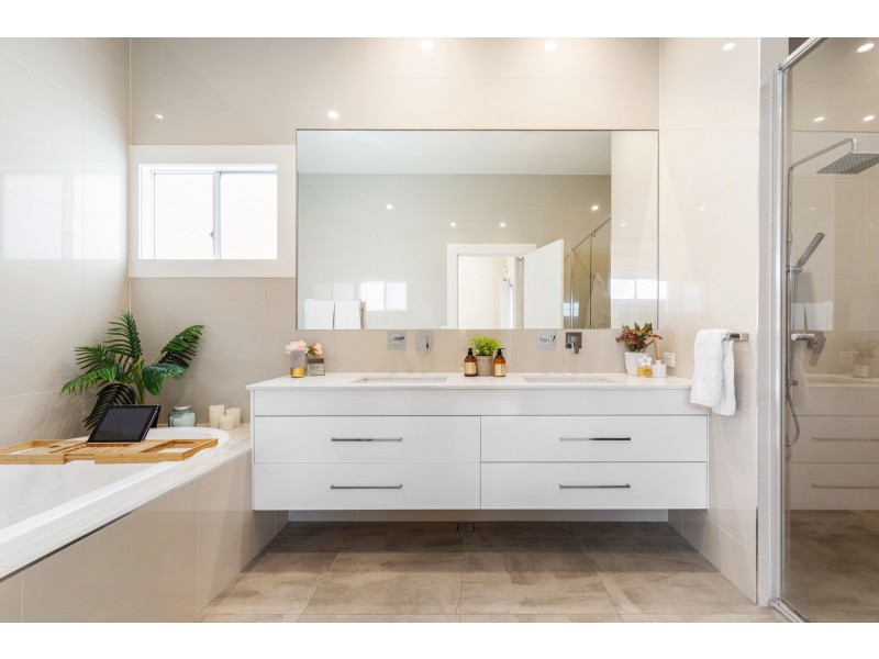 82 Park Terrace, Sherwood QLD 4075