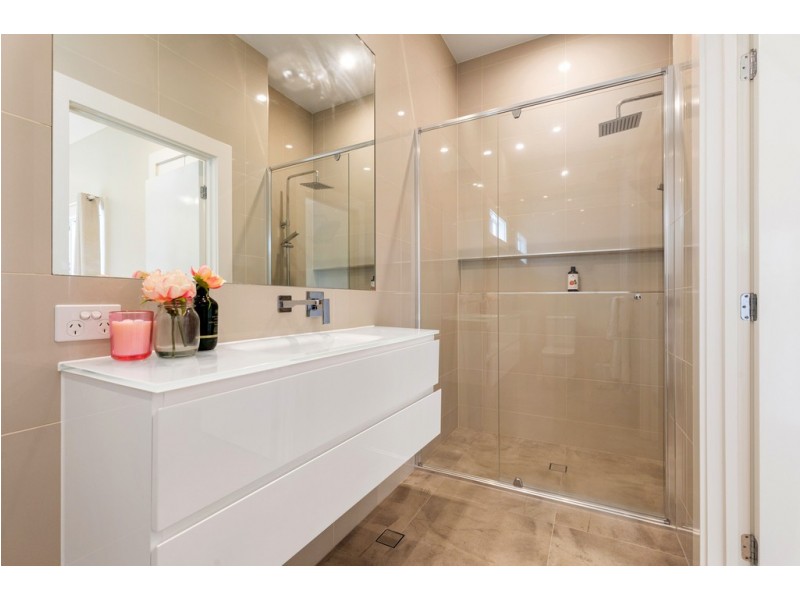 82 Park Terrace, Sherwood QLD 4075