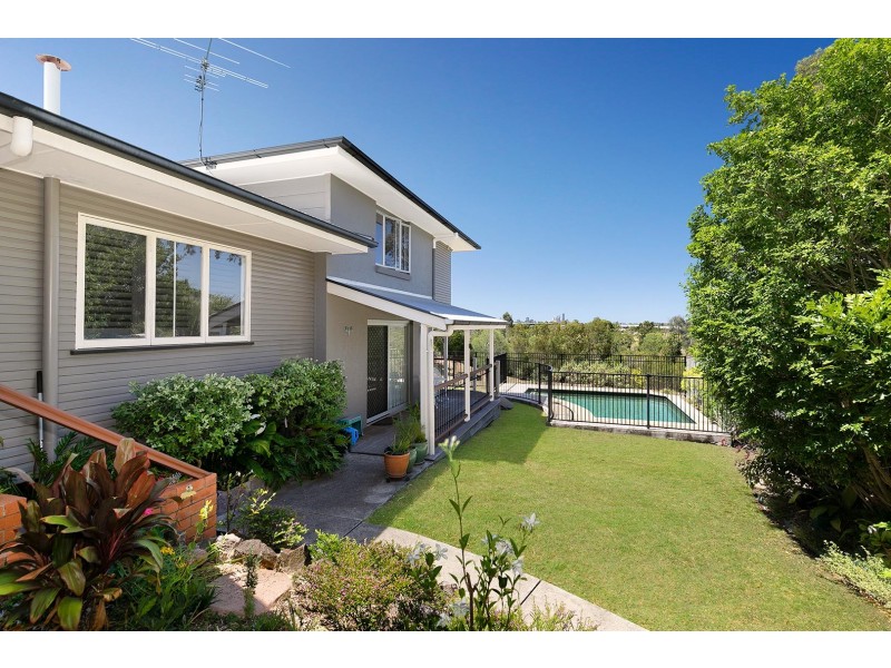 28 Erinvale Street, Corinda QLD 4075